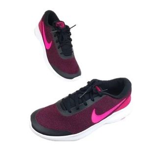 Nike Flex Experience RN size 9